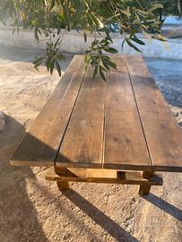 Tavolo in Legno Massello per 8 Persone