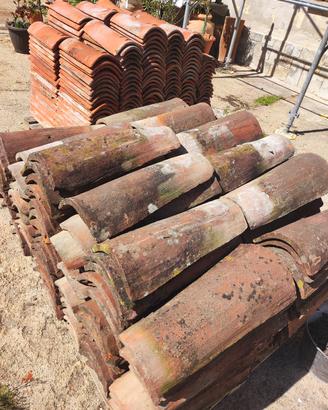 Bancali coppi antichi e nuovi piemontesi