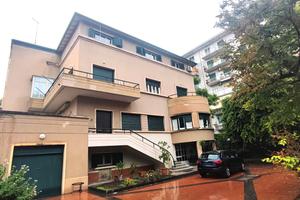 Catania - Esclusivo appartamento in villa