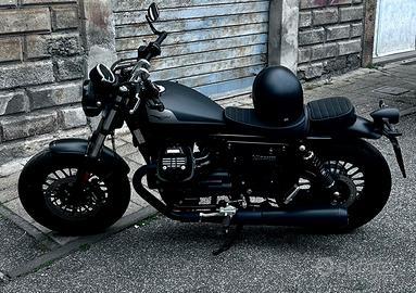 Moto Guzzi V9 Bobber