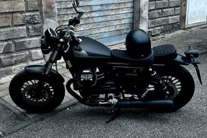 Moto Guzzi V9 Bobber