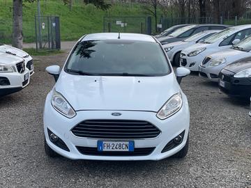 Ford Fiesta 1.5 TDCi 75CV 5 porte Titanium