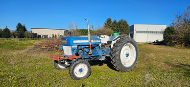 Trattore ford 4000 55cv