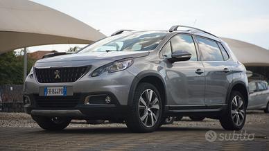 Peugeot 2008 BlueHDi 100 S&S Allure