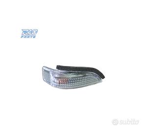 FANALE LATERALE SPECCHIETTO DESTRO TOYOTA YARIS 10