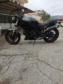 Ducati Monster 695