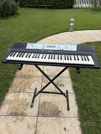 Pianola Yamaha + cavalletto in acciaio