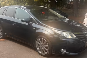 Toyota Avensis 2.2 D-Cat aut. Wagon Style Safety