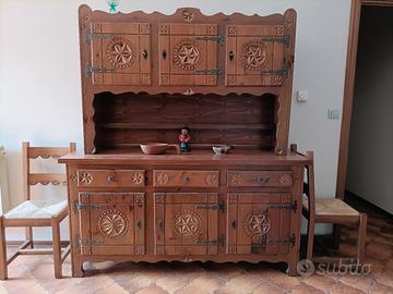 Credenza stile Valvaraita