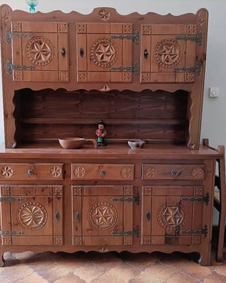 Credenza stile Valvaraita