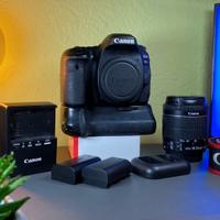 Canon EOS 80D + obiettivo + battery grip omaggio