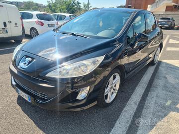 Peugeot 308 1.6 HDi 110CV 5p. Féline (6 Marce)