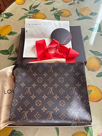 Pochette Louis vuitton toilette 26