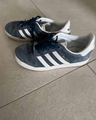Adidas gazelle numero 32
