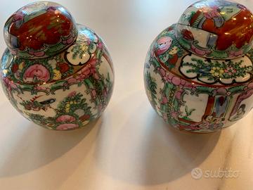 Coppia vasi cinesi Canton porcellana dipinta con c