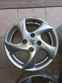 cerchio in lega 15" peugeut