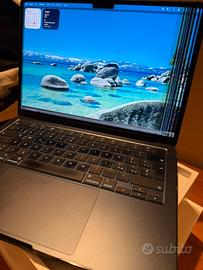 MacBook Air 13” M3 256 gb 2024 leggi descrizione