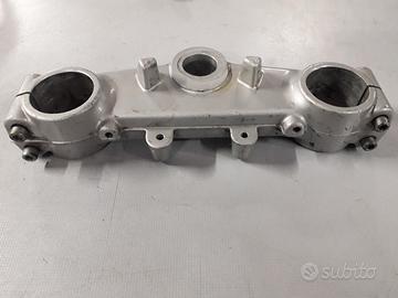 Piastra inferiore forcella GUZZI QUOTA 1000 1100