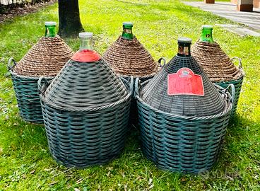 5 damigiane vetro 54 litri, perfetto stato 5€ cad.