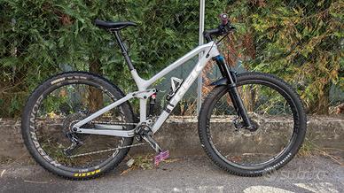 TREK FUEL EX 9.8 taglia ML (173-180)