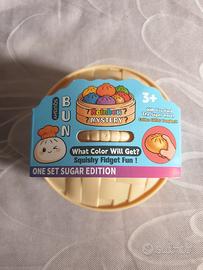 Squishi bun Rainbow mystery