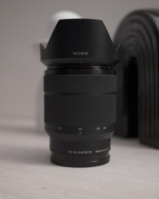 Obiettivo Sony FE 28-70mm f/3.5-5.6 OSS (Kit A7II)