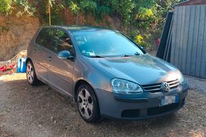 Golf 5 8v metano