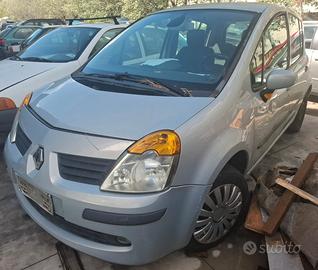 RENAULT MODUS per ricambi usati