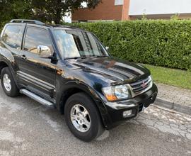 Mitsubishi Pajero 3.2 16V DI-D 3p. GLS1