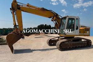 Liebherr R900