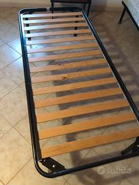 Rete singola a doghe in legno