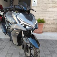 LEM NH 125 CC MOTORE VOGE