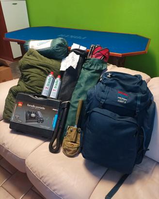 Tenda campeggio e tutti gli accessori per il campe