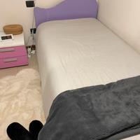 Letto cameretta con comodino