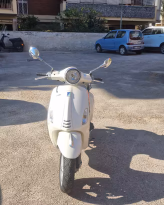 Piaggio Vespa 50 Primavera 4T (Euro 4) Anno 2017