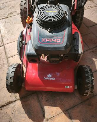 tagliaerba a motore trazionato Gardenia XP140