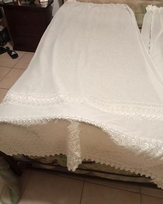 Tenda doppio telo con ricamo decorarivo