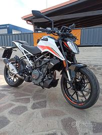 KTM 390 Duke