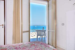 Gabicce M. Appartamento fronte mare Estate 2026