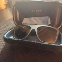 occhiali da sole squadrati Gucci