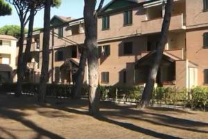 Casa in pineta, ombrellone gratis a Marina GR