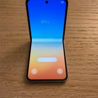 Samsung Z Flip 6 256gb in garanzia, perfetto