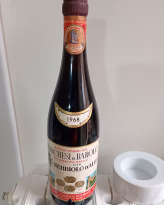 bottiglia di vino 1968 