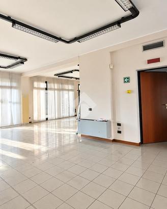 UFFICIO A TREZZANO ROSA