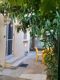 Trilocale indipendente a 400 mt dal lago