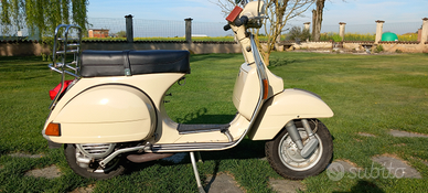 Vespa P150X