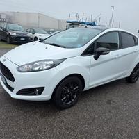 Ford Fiesta , 1.4 benz/gpl. BLACK & WHITE EDITION