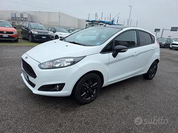 Ford Fiesta , 1.4 benz/gpl. BLACK & WHITE EDITION