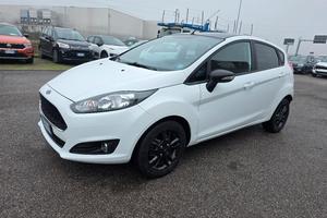 Ford Fiesta , 1.4 benz/gpl. BLACK & WHITE EDITION