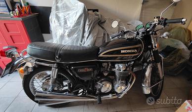 Honda CB 500 FOUR - 1977 conservata